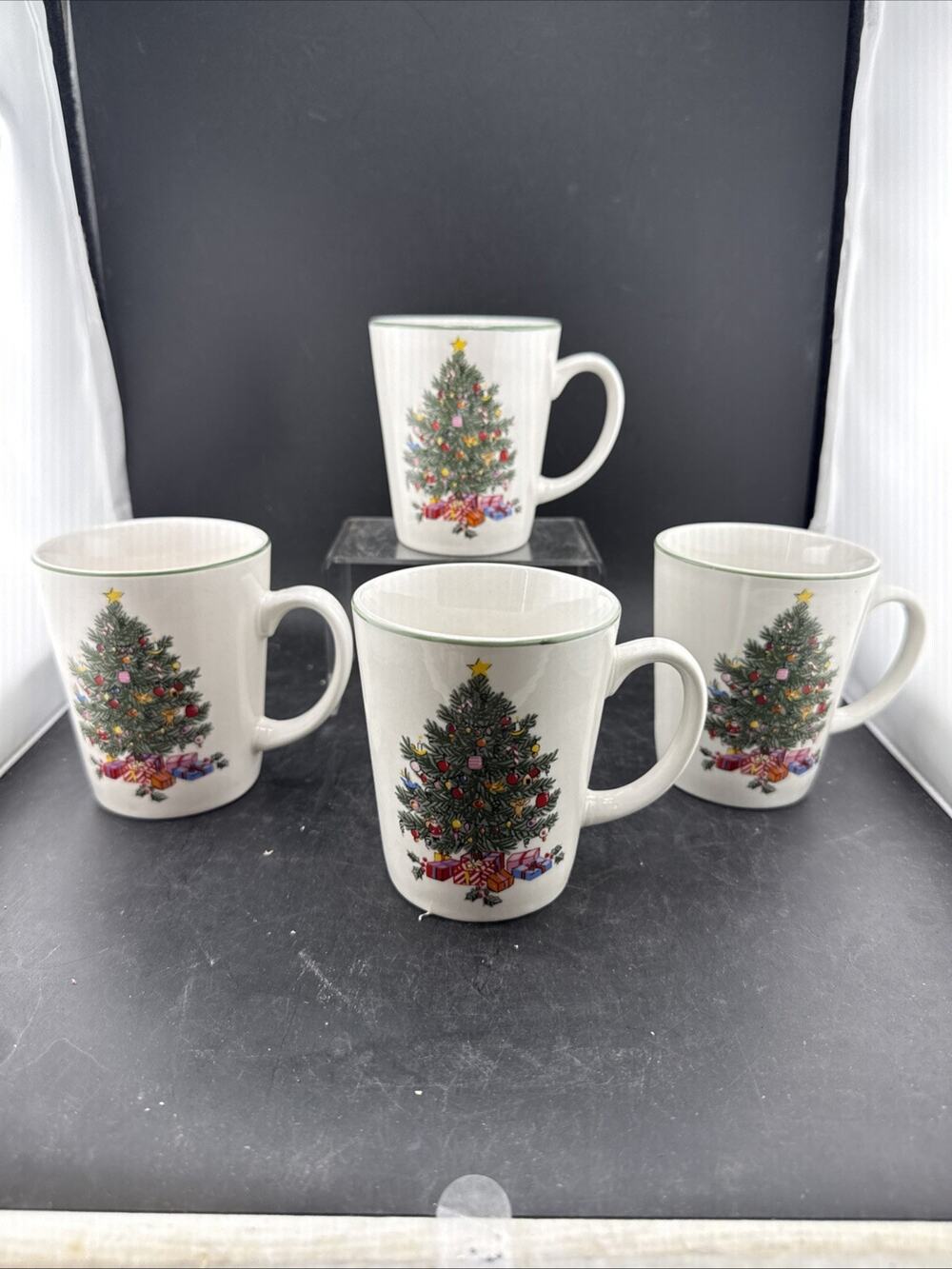 Set of 4 Gibson Noel Morning Christmas Mugs New Stoneware Tree